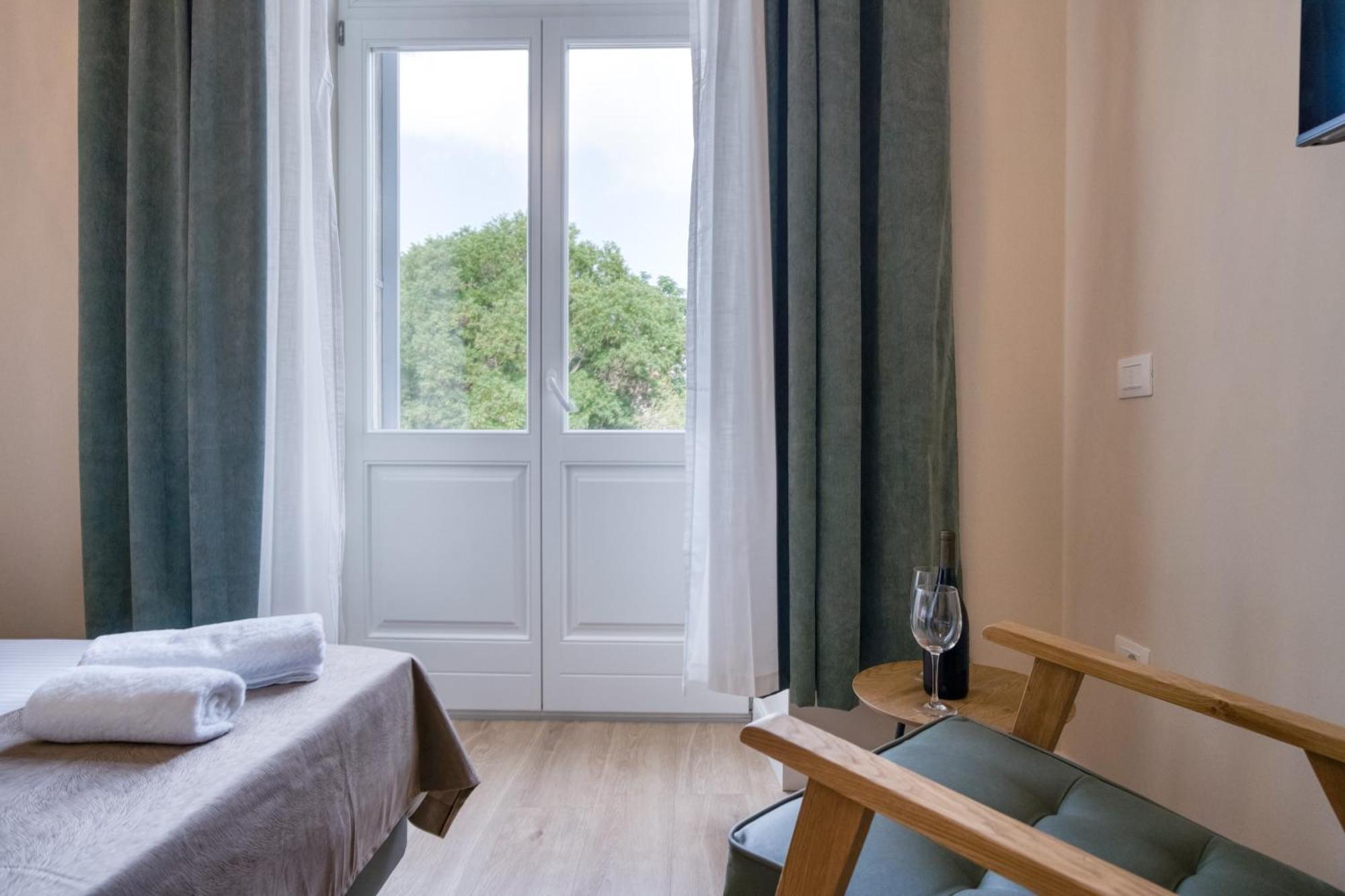 Aaa & With Free Parking Apartma Pula